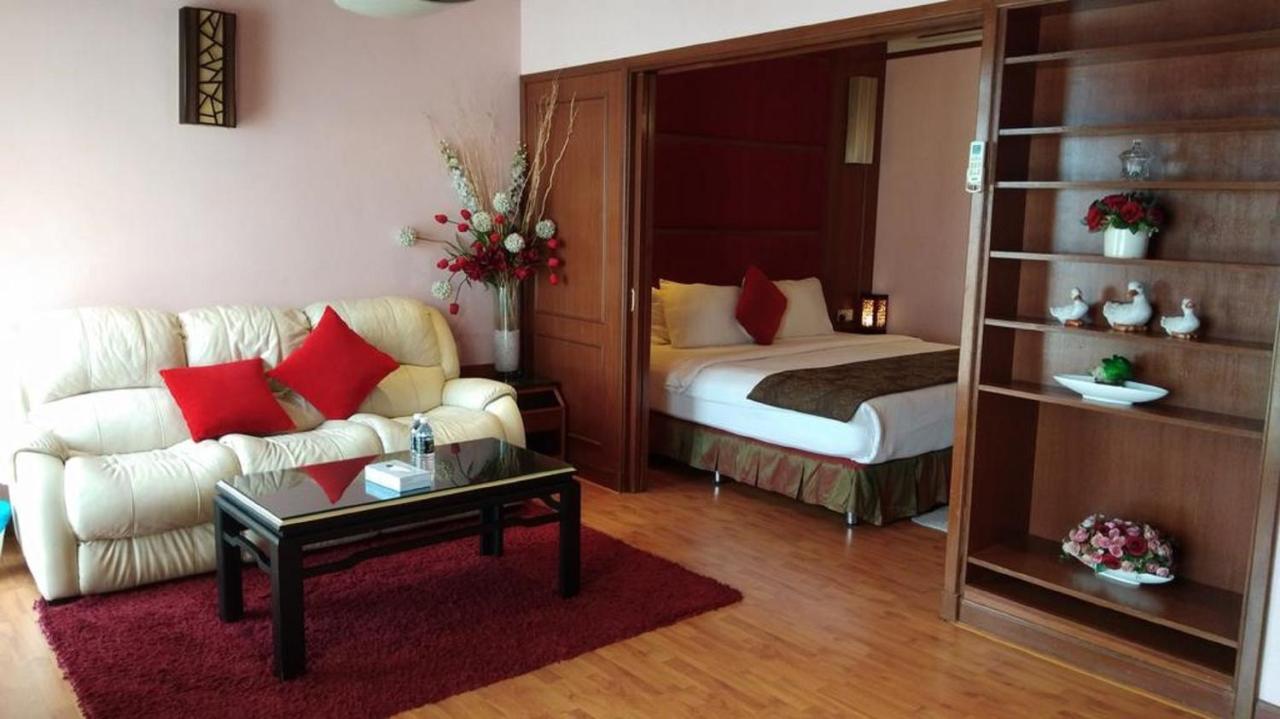 Victory Apartment Berjaya Times Square Kl Куала-Лумпур Экстерьер фото