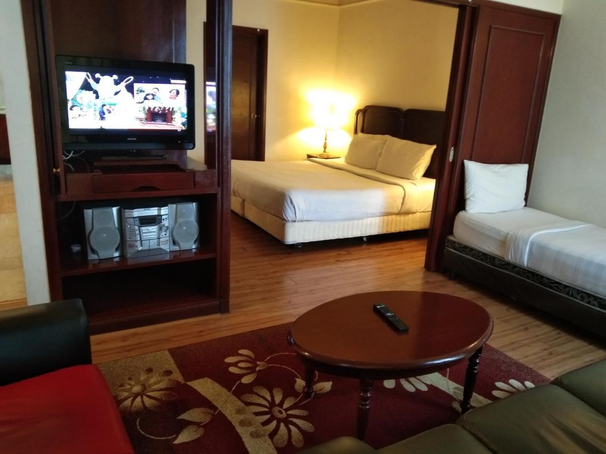 Victory Apartment Berjaya Times Square Kl Куала-Лумпур Экстерьер фото