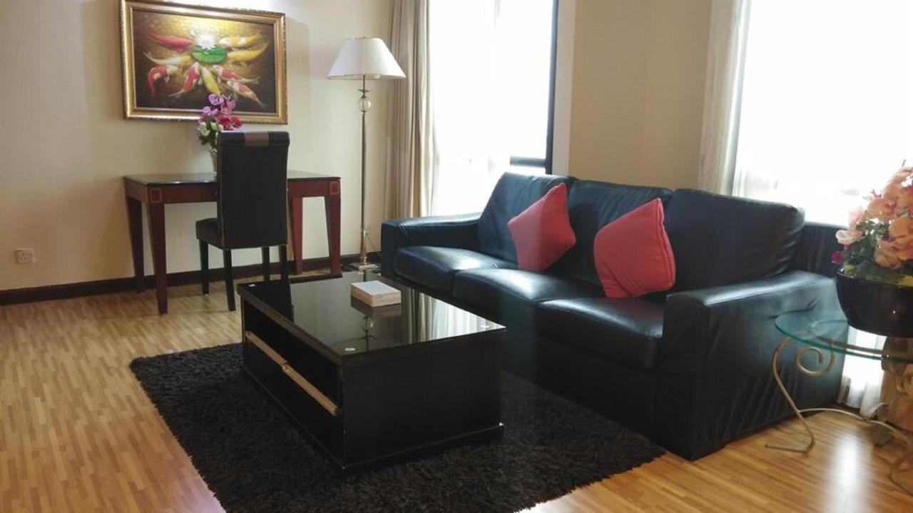Victory Apartment Berjaya Times Square Kl Куала-Лумпур Экстерьер фото